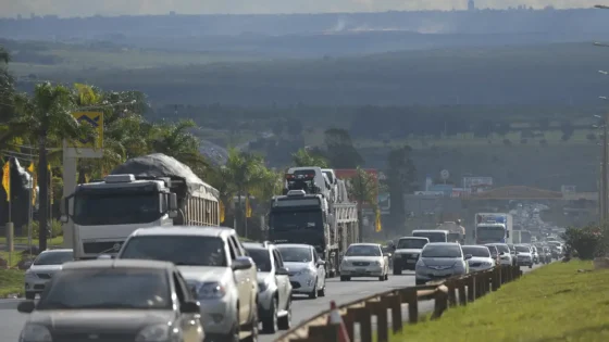 PM Rodoviária reforça fiscalização nas estradas durante o feriado