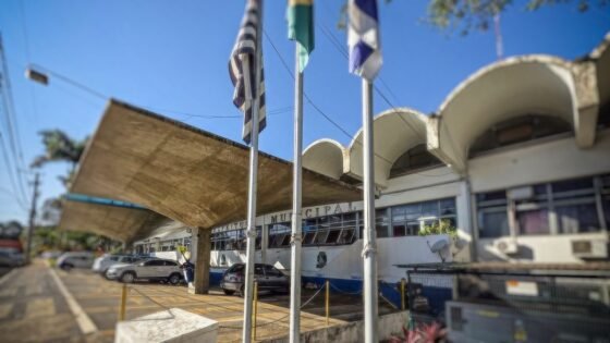 Feriado altera funcionamento dos serviços públicos em Araçatuba