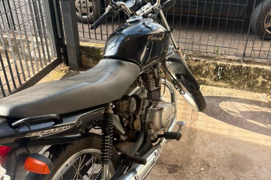 Rocam recupera moto furtada; veja o momento do reencontro da dona
