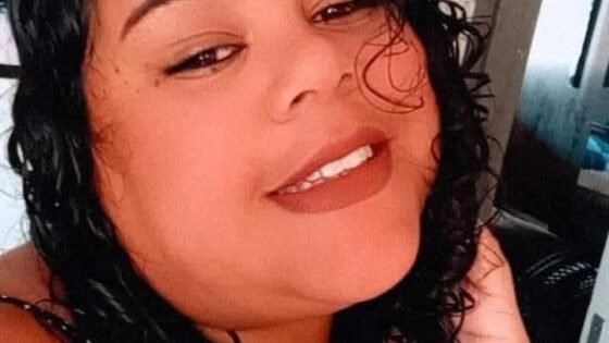 Mulher passou por atendimento médico e foi liberada quatro vezes antes de morrer em casa, diz família