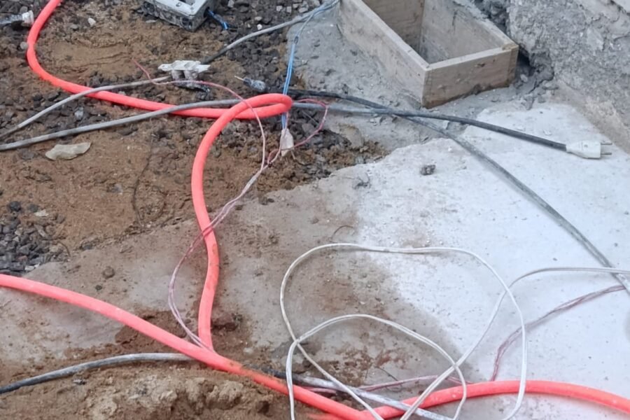 PM prende homem que tentava furtar casa em construção
