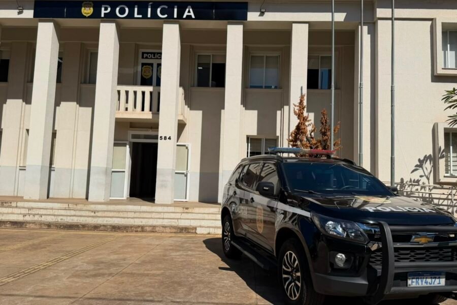Homem é esfaqueado e tem moto incendiada em Araçatuba