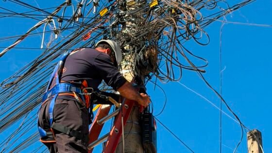 Operação retira cerca de 600 quilos de fios em desuso no Águas Claras