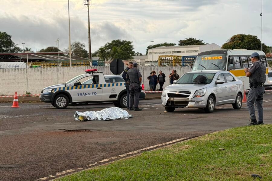 Motociclista morre após colisão em cruzamento de Araçatuba