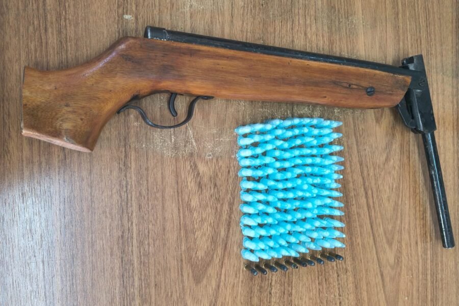 Força Tática prende rapaz com drogas e arma em Araçatuba