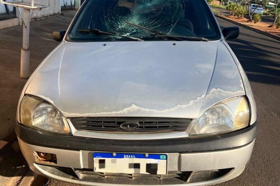 Adolescente de 12 anos fica ferido após ser atingido por carro em Birigui