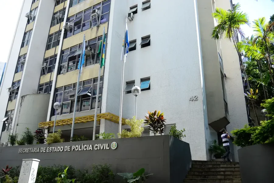 Policial civil é morto com tiro no RJ