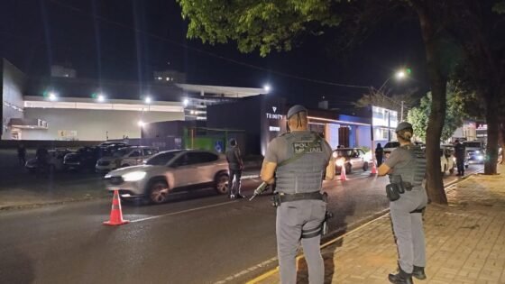 Operação Direção Segura aplica 51 autuações em Araçatuba