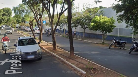 Motociclista morre após bater em árvore em Araçatuba