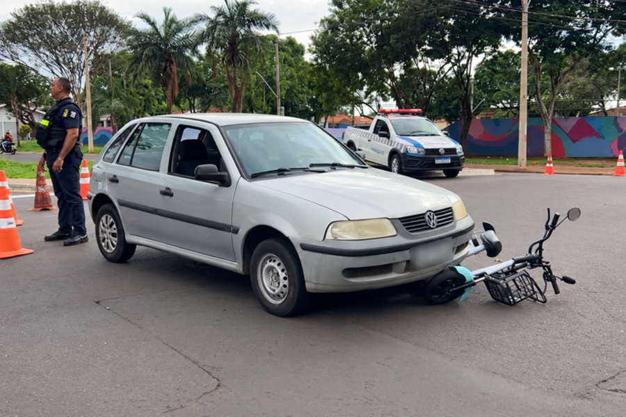 Mãe e filha ficam feridas em acidente com bicicleta elétrica em Araçatuba