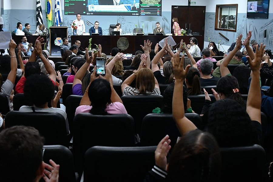 ADIs poderão ser enquadradas como professoras em Araçatuba