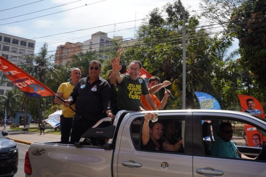 Augusto Cury cumpre agenda em Araçatuba e defende alternativa à polarização