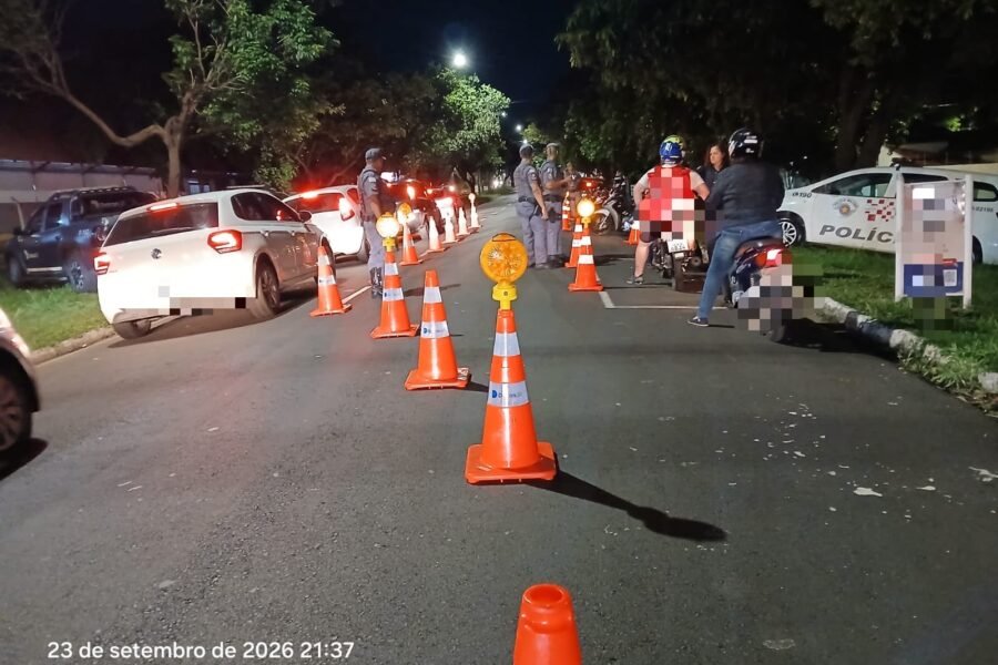 PM e Detran aplicam 48 multas durante operação em Araçatuba