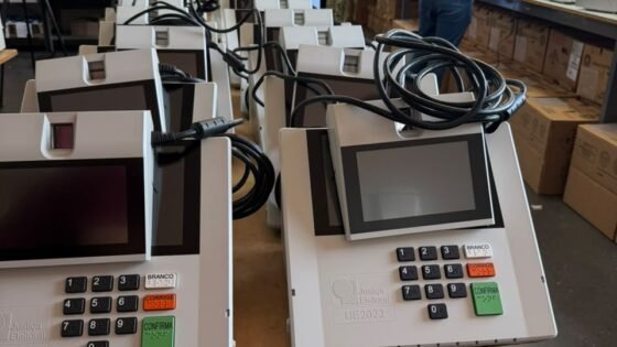 Cartório Eleitoral prepara urnas para votação em Araçatuba