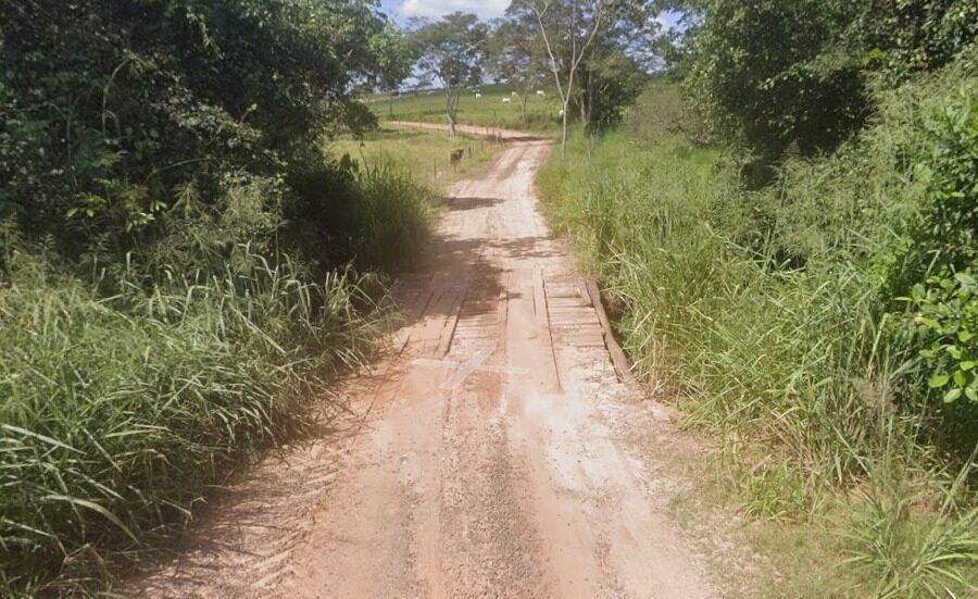 Ponte próxima à Igreja da Pratinha é interditada para obra