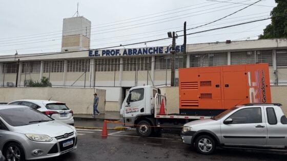 Falta de energia afeta urna e provoca fila em seção eleitoral de Araçatuba
