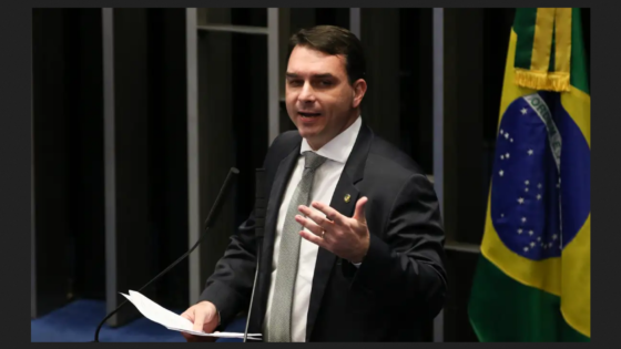 Flávio Bolsonaro tem 65,32% dos votos para presidente em Araçatuba