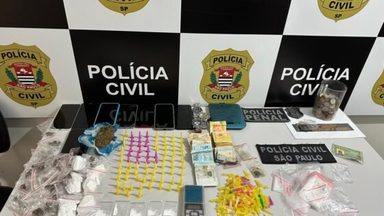 Polícia prende três por tráfico de drogas em Valparaíso